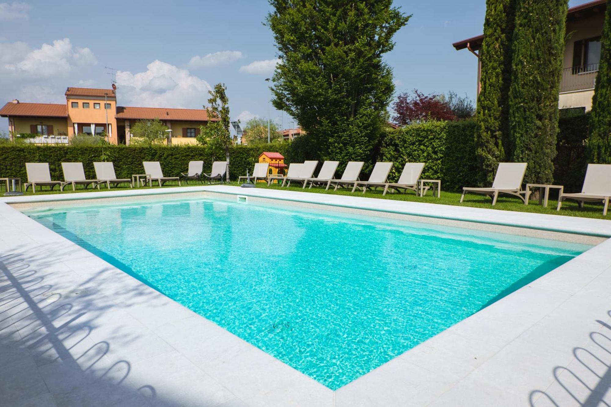 Villa Colli Storici ديسينسانو ديل غاردا المظهر الخارجي الصورة